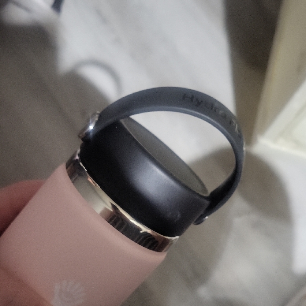 Hydro Flask Light Pink Insulated Bottle 20oz. - Picture 9 of 9